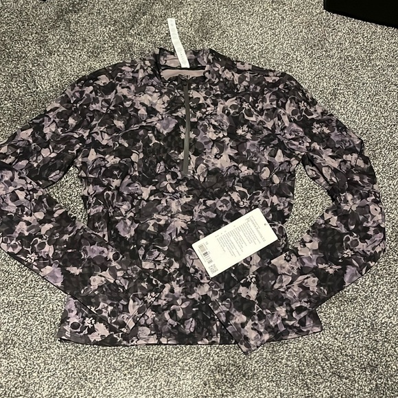 lululemon athletica Tops - Lululemon Luxtreme Running 1/2 Zip (10) FINAL SALE